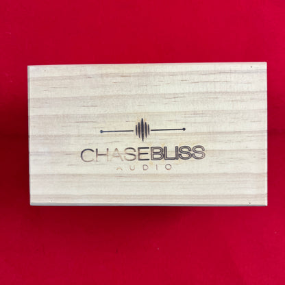 [USED] Chase Bliss Audio Warped Vinyl MkII Analog Vibrato / Chorus Wooden Box (PEDAL NOT INCLUDED) (See Description)