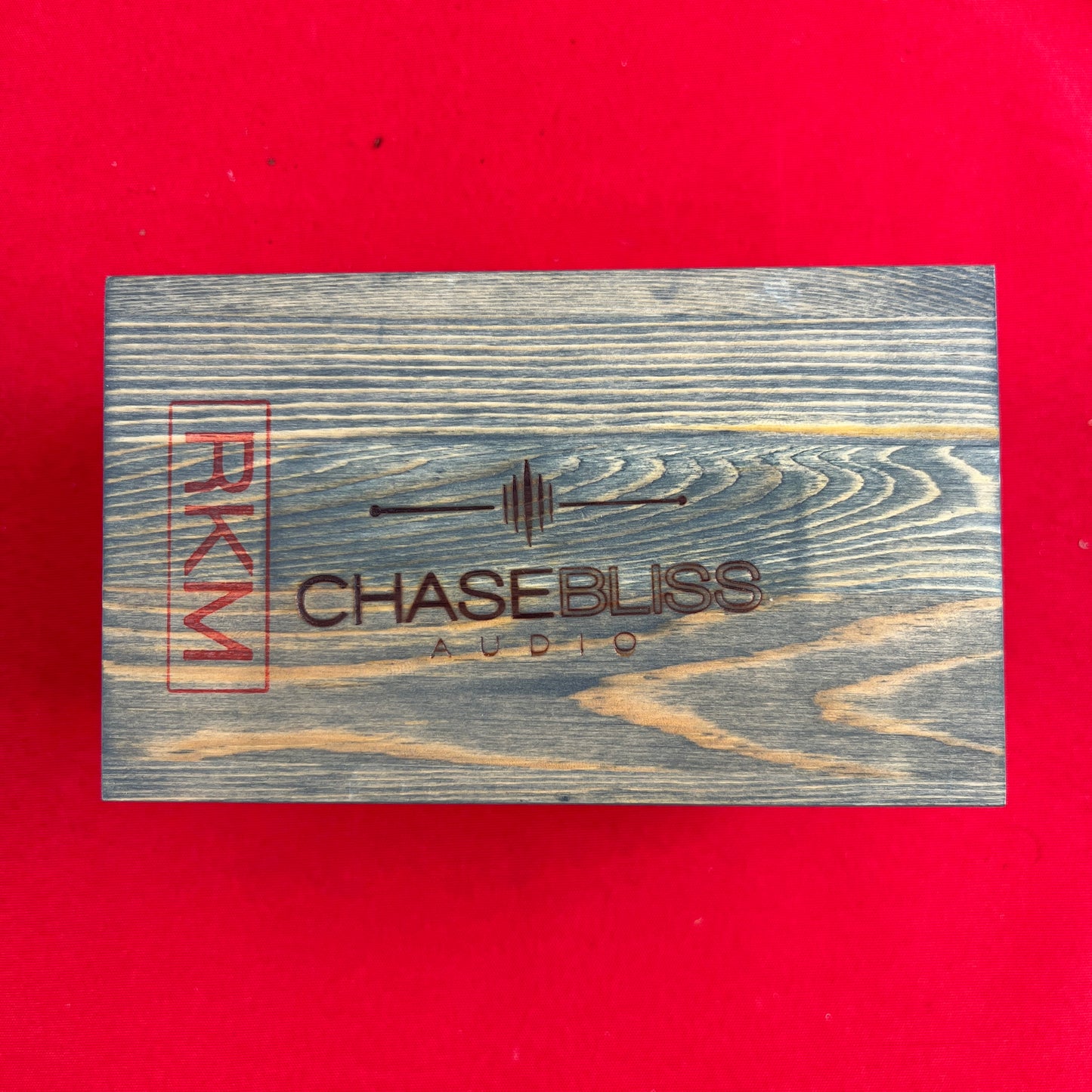 [USED] Chase Bliss Audio Tonal Recall Analog Delay, Red Knob Mod Wooden Box (PEDAL NOT INCLUDED) (See Description)