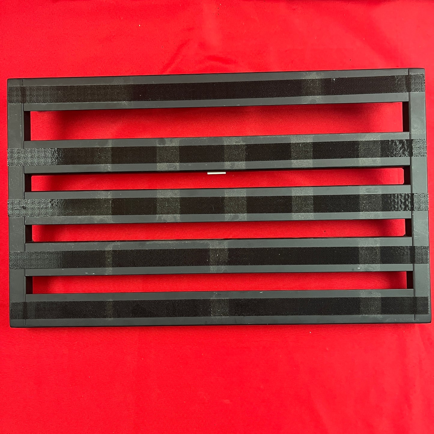 [USED] Pedaltrain Novo 24 TC 24x14.5-inch Pedalboard with Tour Case (See Description)