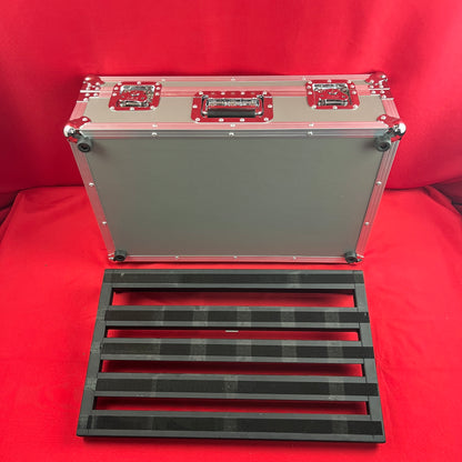 [USED] Pedaltrain Novo 24 TC 24x14.5-inch Pedalboard with Tour Case (See Description)
