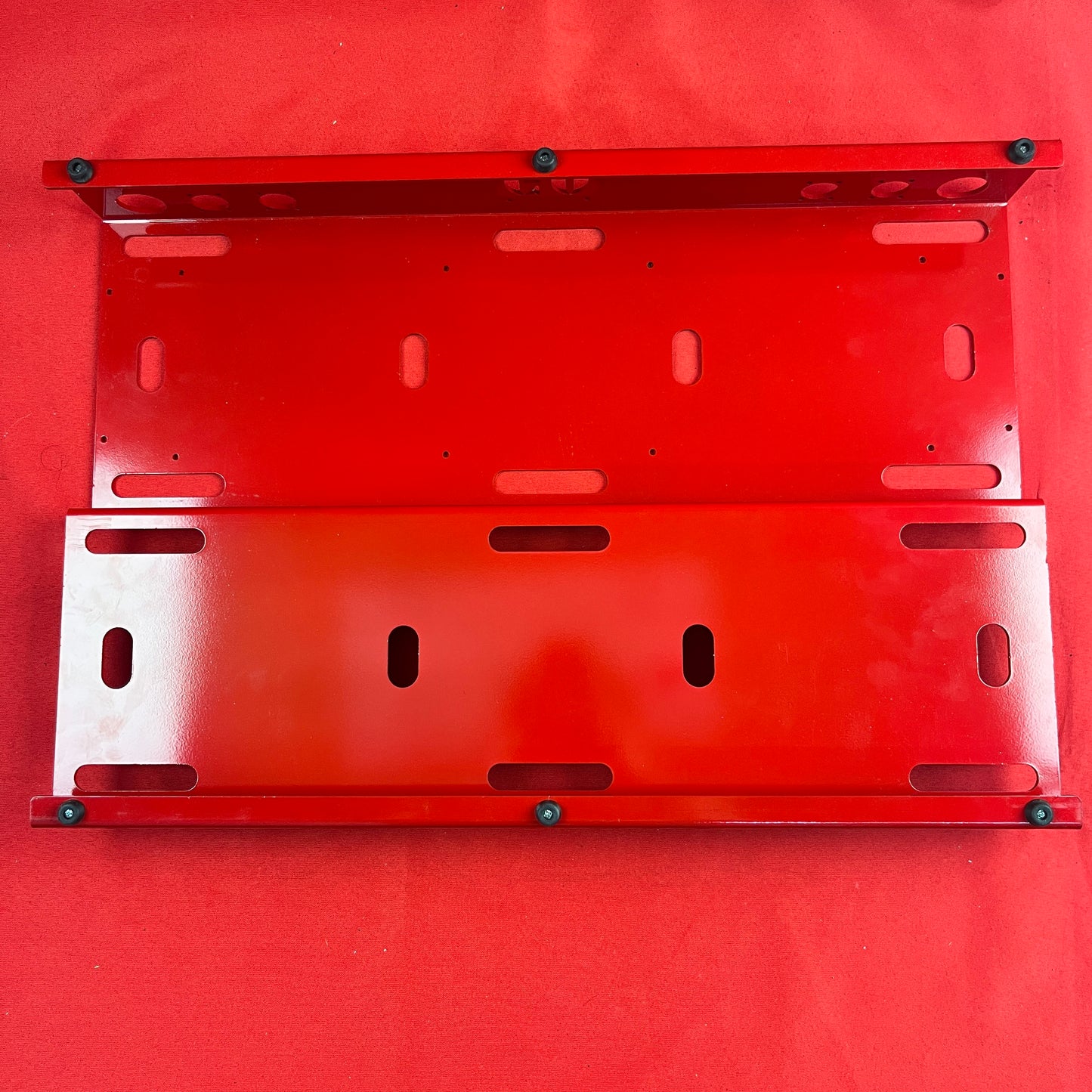 [USED] GO Pedalboards 24x16 Two-Tier Aluminum Pedalboard, Red (See Description)