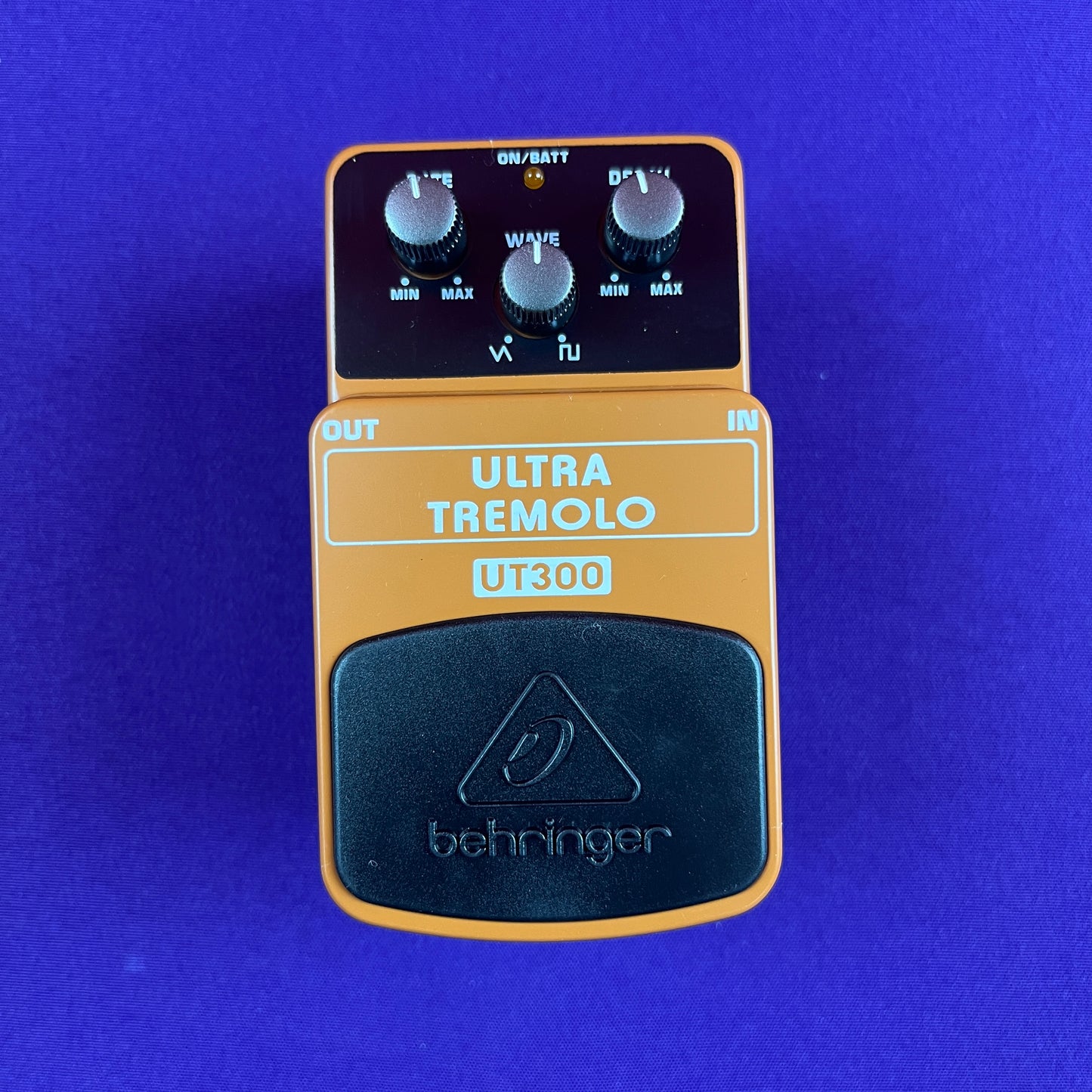 [USED] Behringer UT300 Ultra Tremolo (See Description)