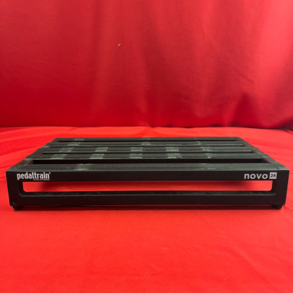[USED] Pedaltrain Novo 24 TC 24x14.5-inch Pedalboard with Tour Case (See Description)