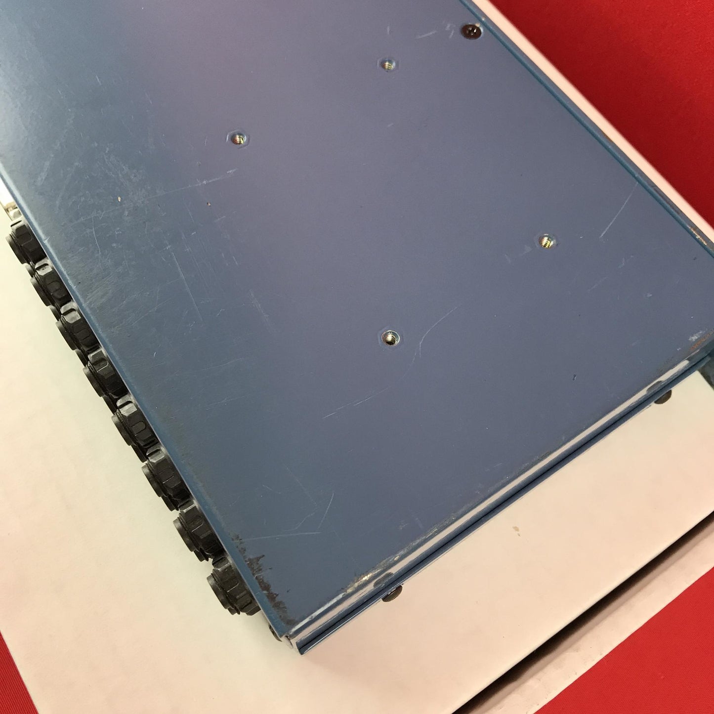 [USED] Radial SW8 8-channel Passive Auto-Switcher (See Description).