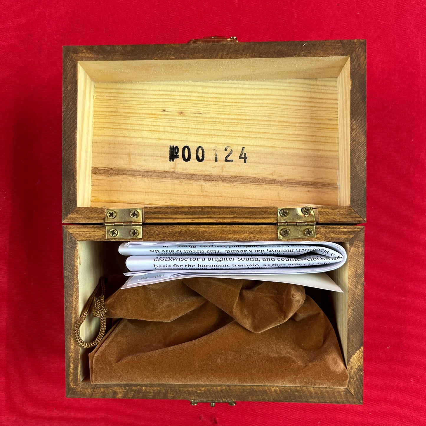 [USED] Chase Bliss Gravitas Analog Tremolo Wooden Box (PEDAL NOT INCLUDED) (See Description)