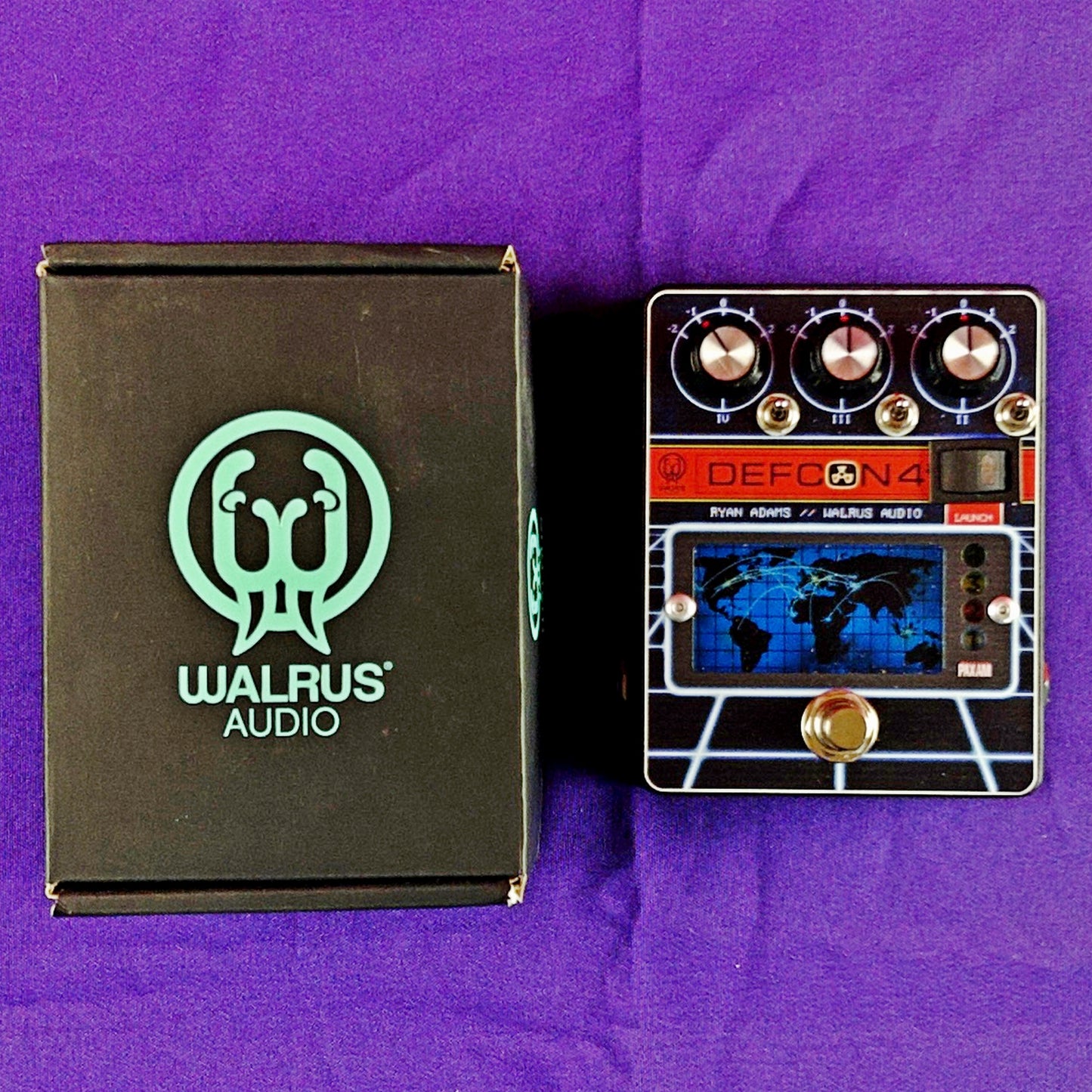 [USED] Walrus Audio DEFCON4 Ryan Adams Preamp/EQ/Boost