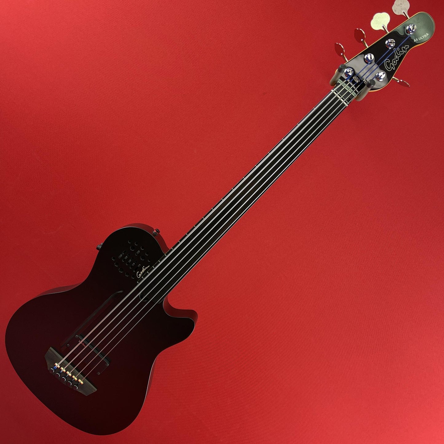 [USED] Godin A5 Ultra Fretless Bass w/Gig Bag, Black