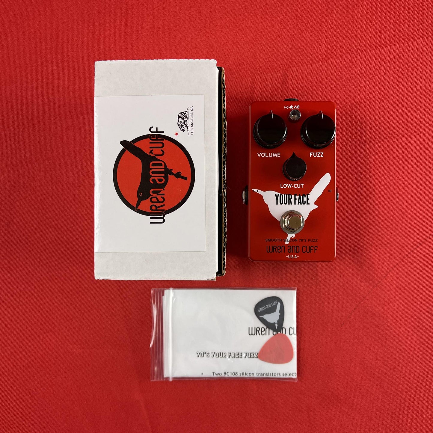 [USED] Wren and Cuff Your Face 70s Fuzz